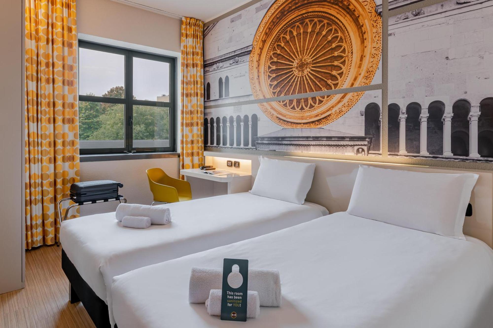 B&B Hotel Cremona Buitenkant foto
